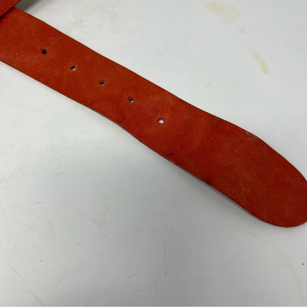 Beaded buckle on Orange leather belt S - Picture 4 of 8